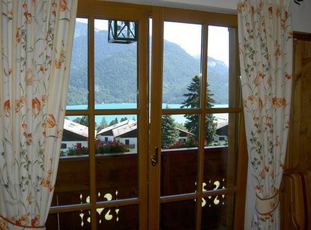 Ferienwohnung Schossleitner - Der Wohlfuehl-Ansitz Am Wolfgangsee Mit Weitblick Sankt Gilgen Exterior foto